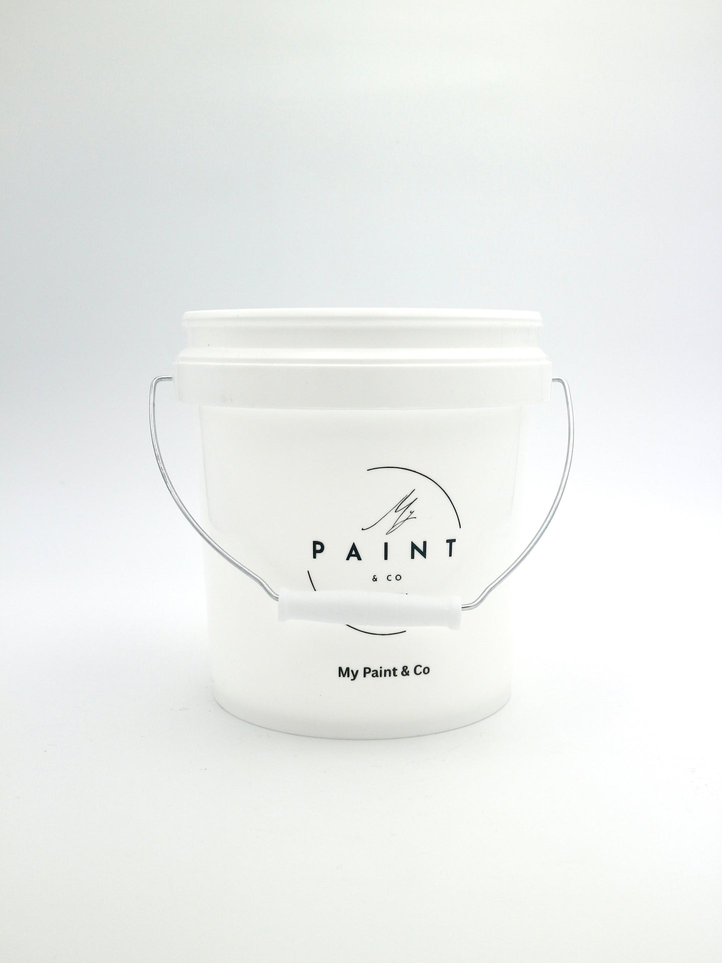 Plastic Paint Pot 4L with Iron Handle